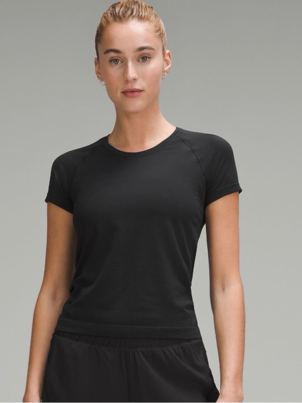 NWT Lululemon Short sleeve waist length swiftly